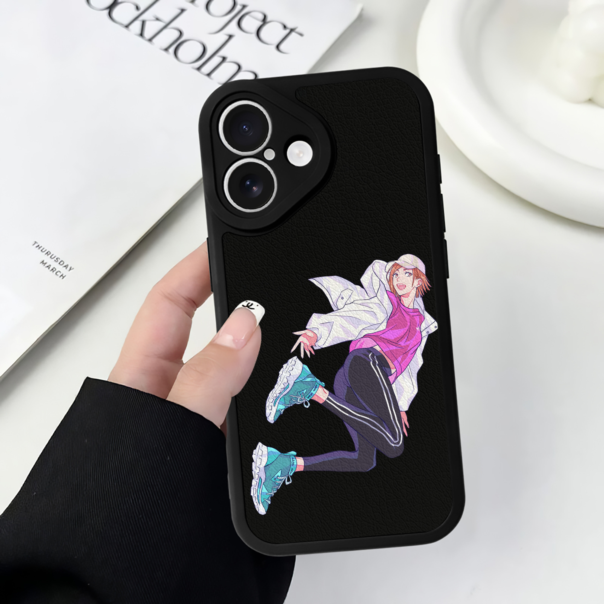 （画像用） 呪術廻戦 Jujutsu Kaisen 【iPhone 16シリーズ対応】シリコンスマホケース（レザー調） 材質：シリコン